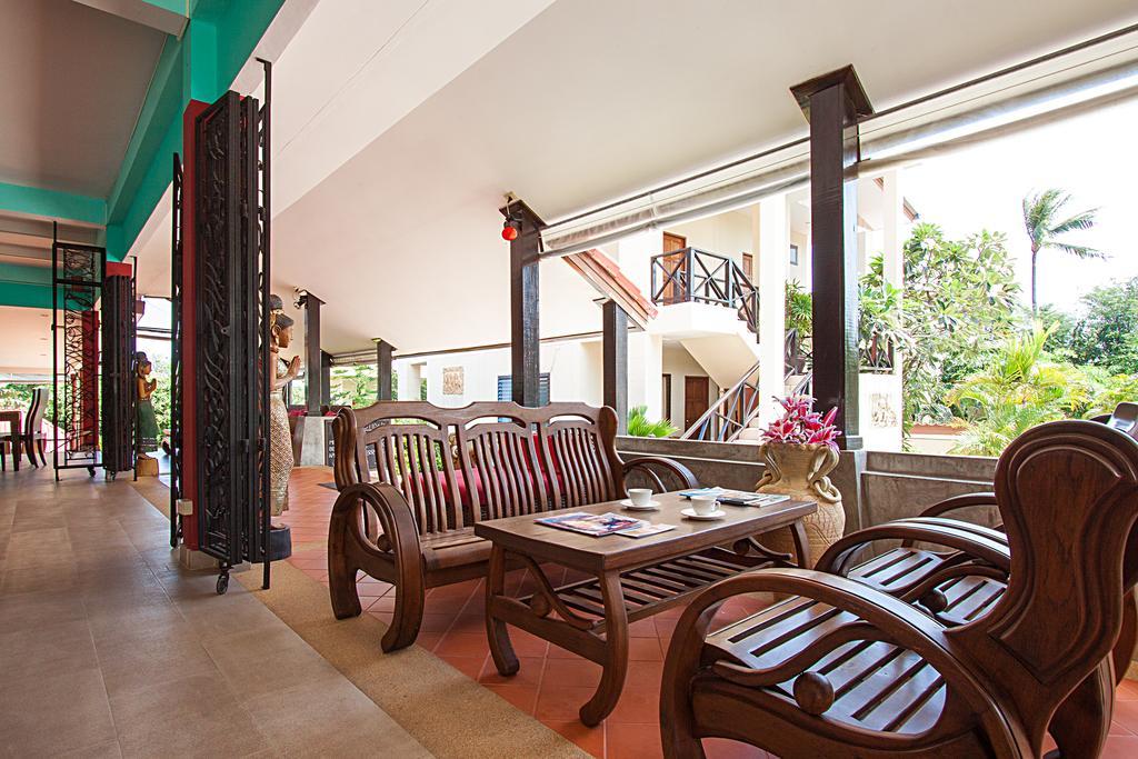 Happiness A Villa